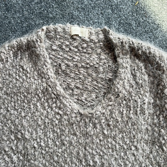 Altar’d State Cozy Women's Sweater in Soft Gray - Size Small/Medium - Picture 3 of 8
